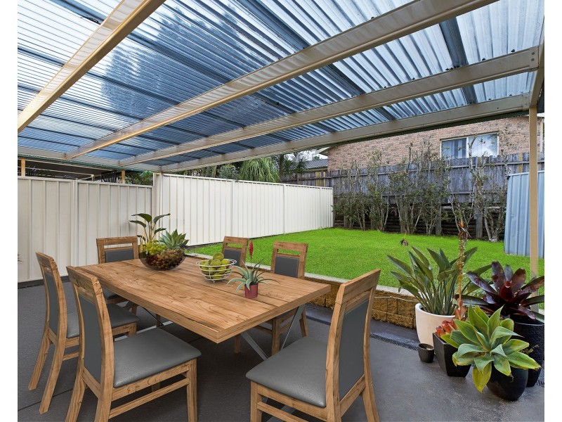 2/4 Jessie Riley Avenue, Erina NSW 2250