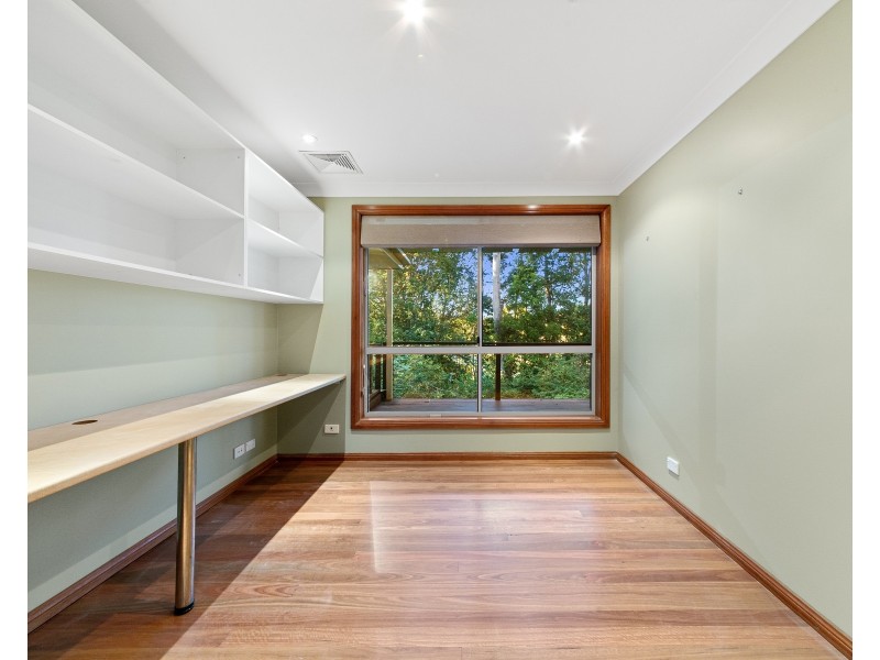 90 Karwin Avenue, Springfield NSW 2250