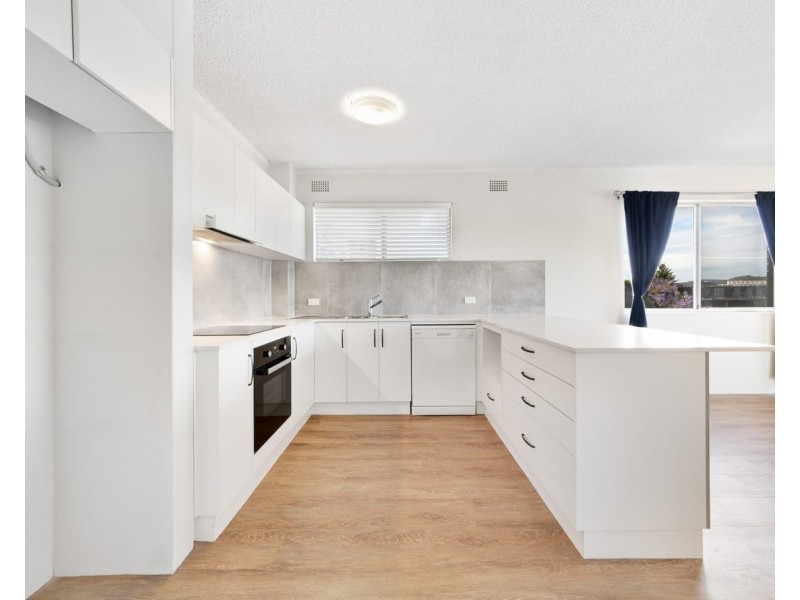 4/148 Albany Street, Point Frederick NSW 2250