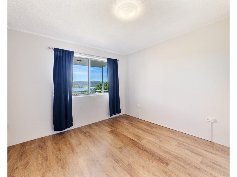 4/148 Albany Street, Point Frederick NSW 2250