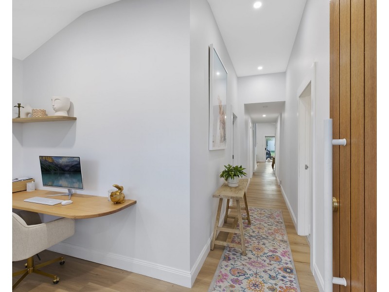13 Kuburra Road, Erina NSW 2250
