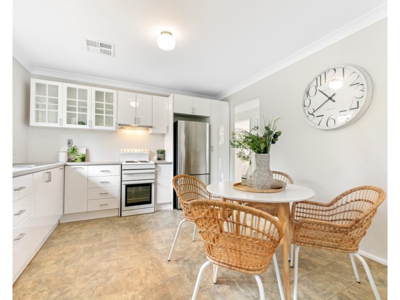 6 Willowtree Close, Narara NSW 2250