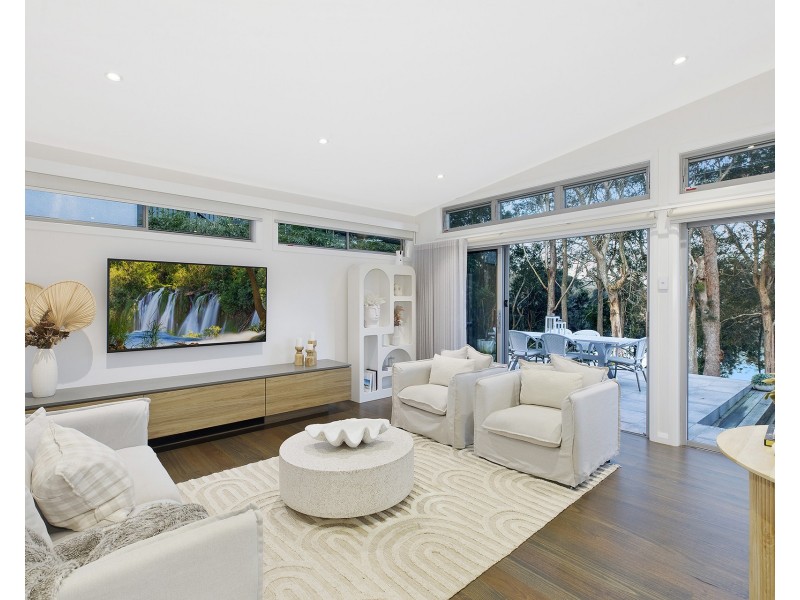 36 Lake Shore Drive, North Avoca NSW 2260