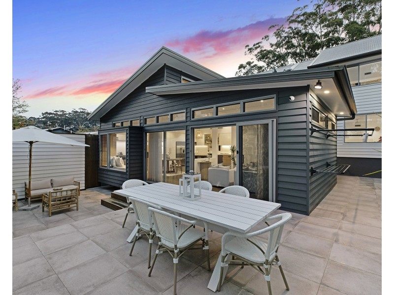 36 Lake Shore Drive, North Avoca NSW 2260