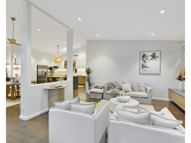 36 Lake Shore Drive, North Avoca NSW 2260