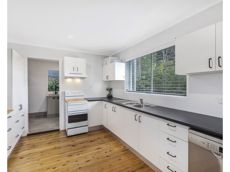 4 King Street, Ourimbah NSW 2258