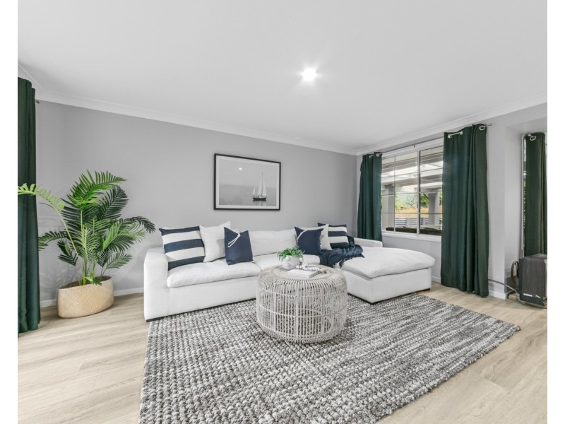 62 Perratt Close, Lisarow NSW 2250
