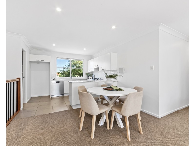 2/34 George Street, East Gosford NSW 2250