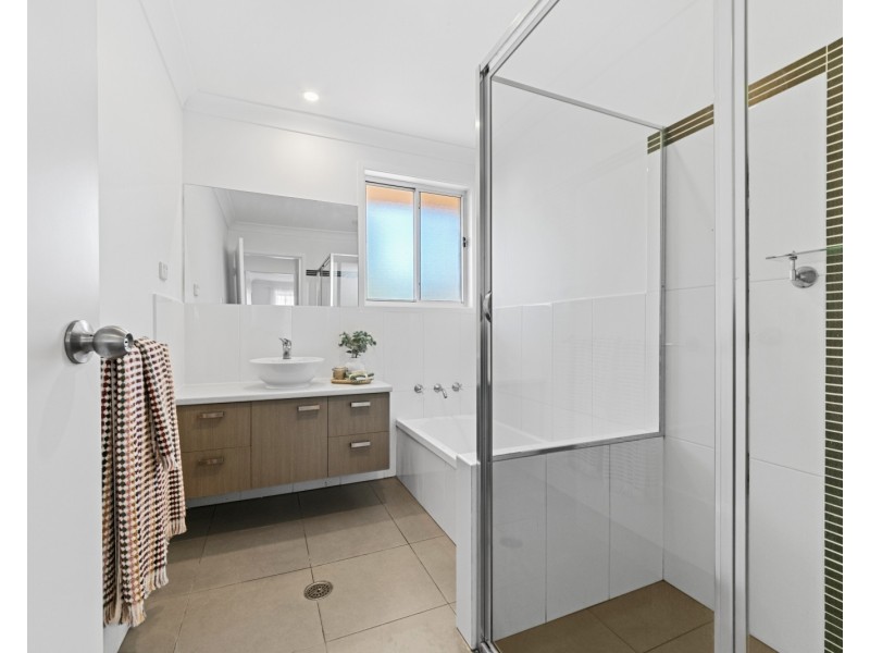 2/34 George Street, East Gosford NSW 2250