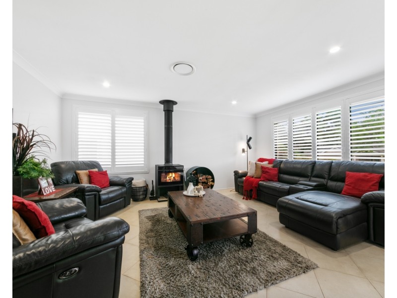 4 Silver Place, Lisarow NSW 2250