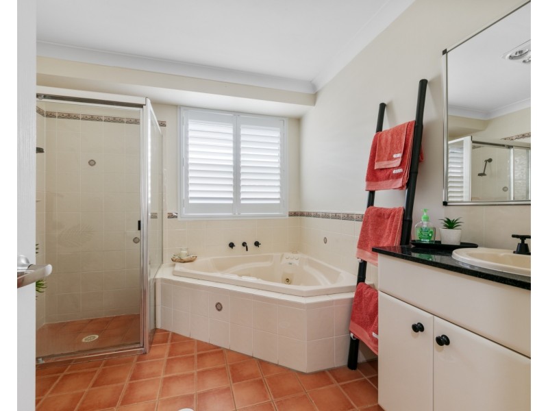 4 Silver Place, Lisarow NSW 2250