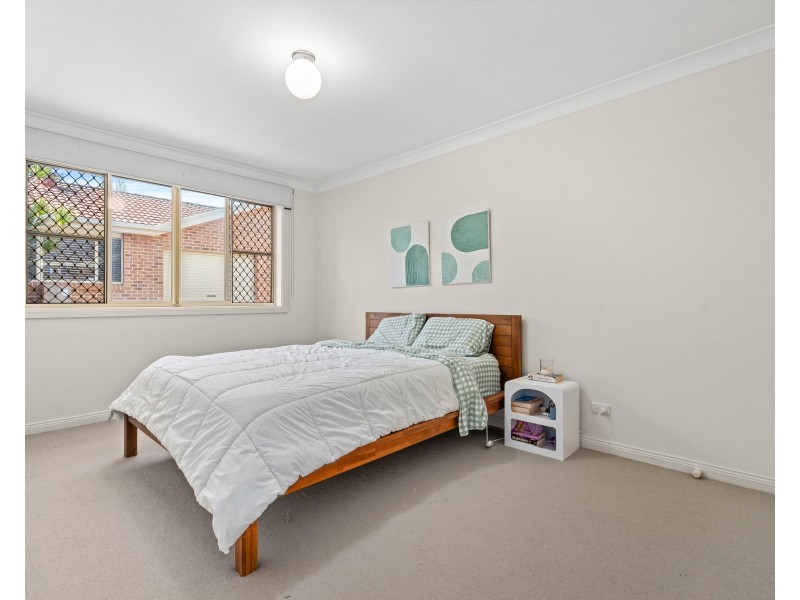 2/15 Maas Parade, Forresters Beach NSW 2260
