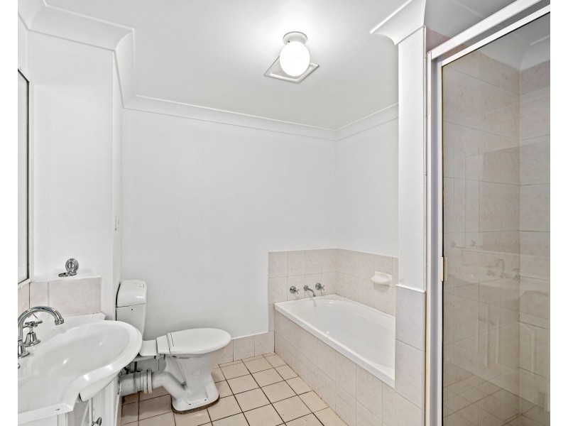 1/206-208 Henry Parry Drive, North Gosford NSW 2250