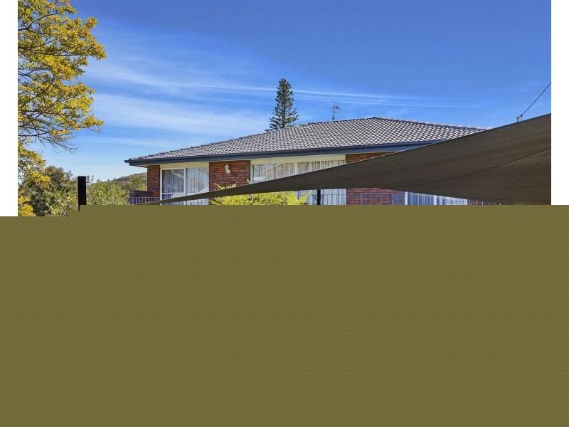12 John Street, Forresters Beach NSW 2260