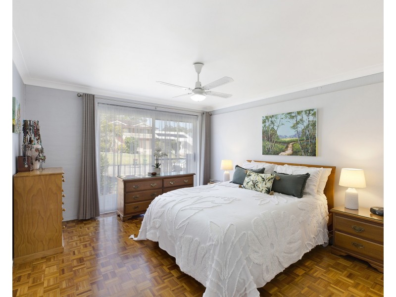 12 John Street, Forresters Beach NSW 2260