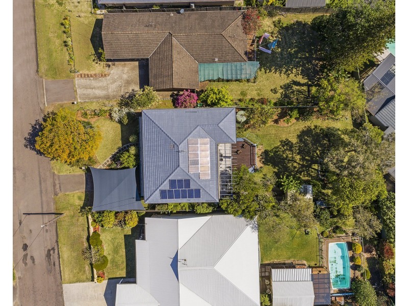 12 John Street, Forresters Beach NSW 2260
