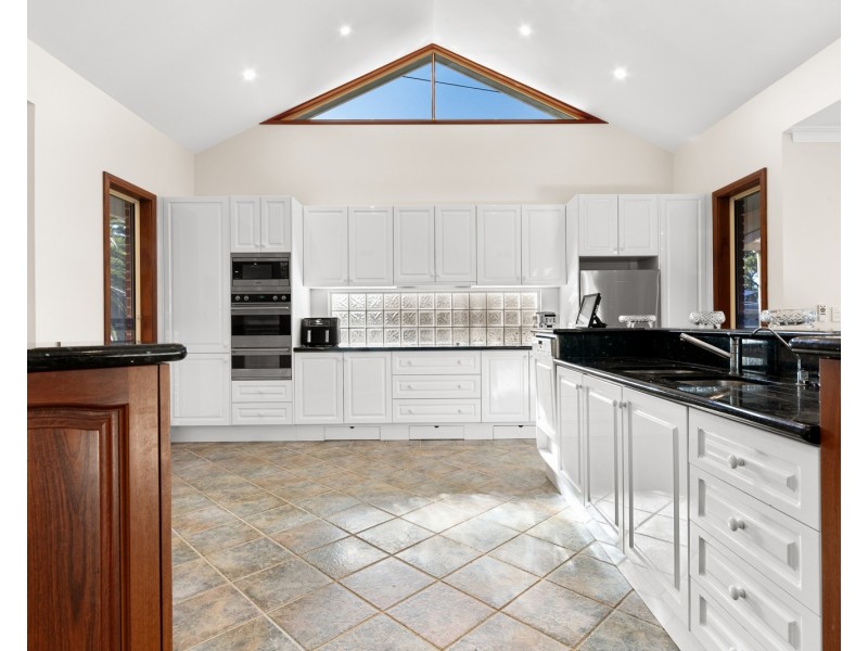 45 Bay View Avenue, East Gosford NSW 2250