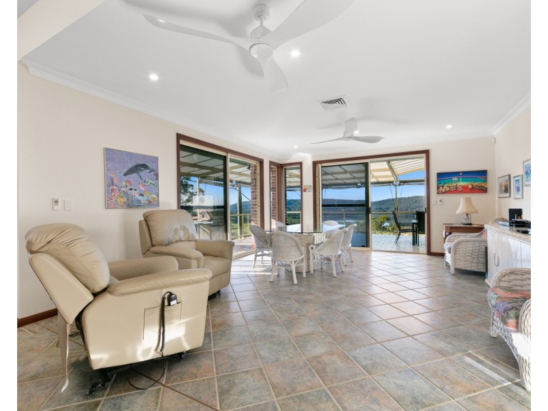 45 Bay View Avenue, East Gosford NSW 2250