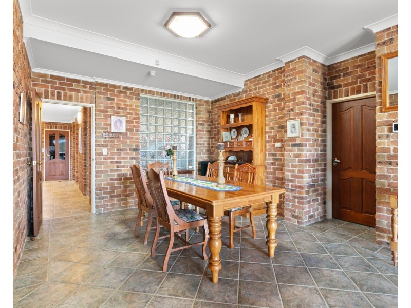 45 Bay View Avenue, East Gosford NSW 2250