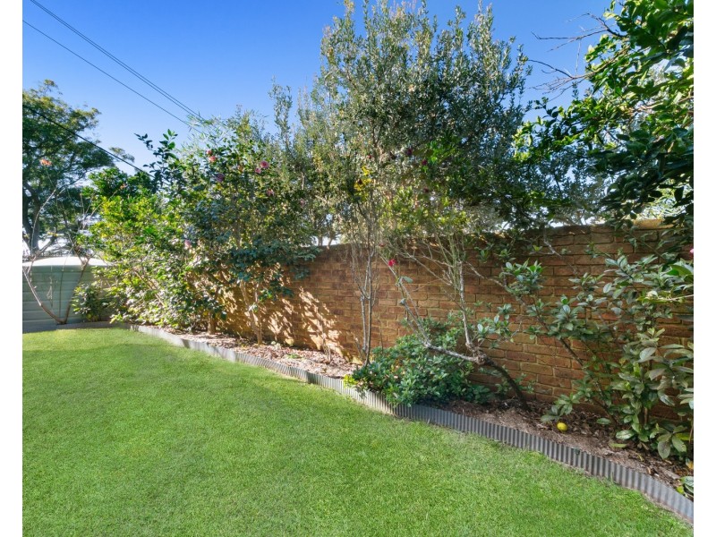 45 Bay View Avenue, East Gosford NSW 2250