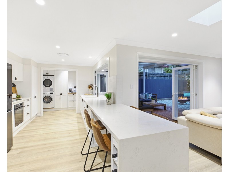 24 Joan Street, Forresters Beach NSW 2260