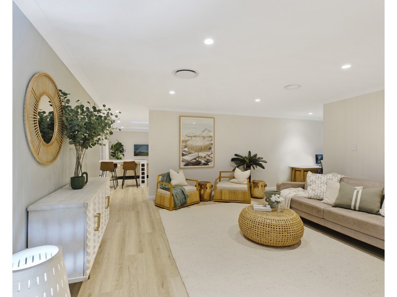 24 Joan Street, Forresters Beach NSW 2260