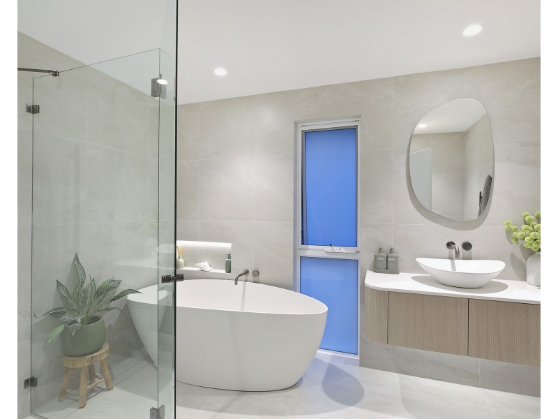 24 Joan Street, Forresters Beach NSW 2260