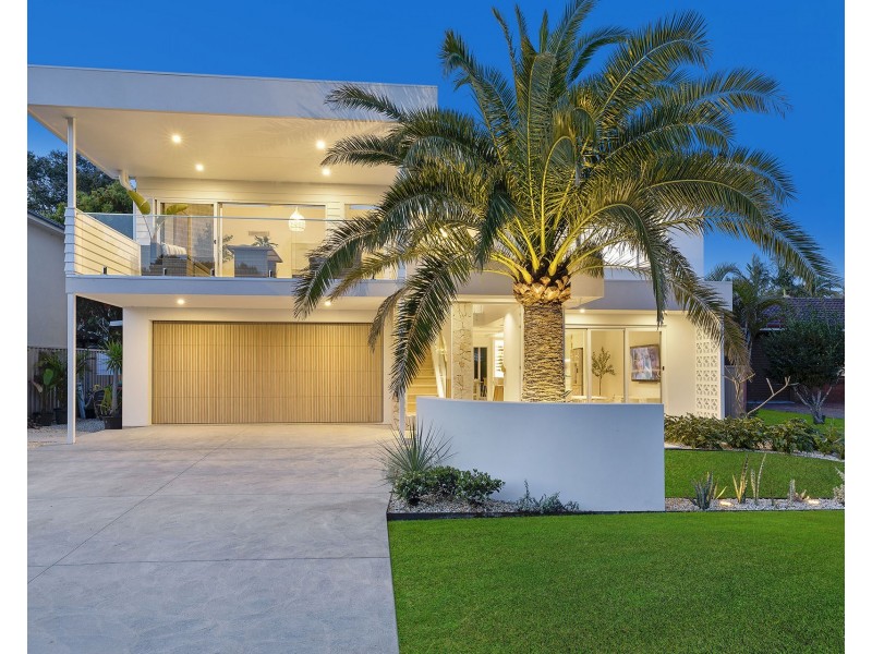 51 Blue Bell Drive, Wamberal NSW 2260