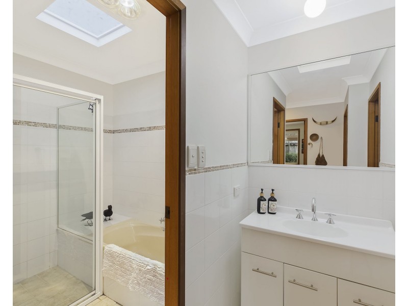 4/93 Old Gosford Road, Wamberal NSW 2260