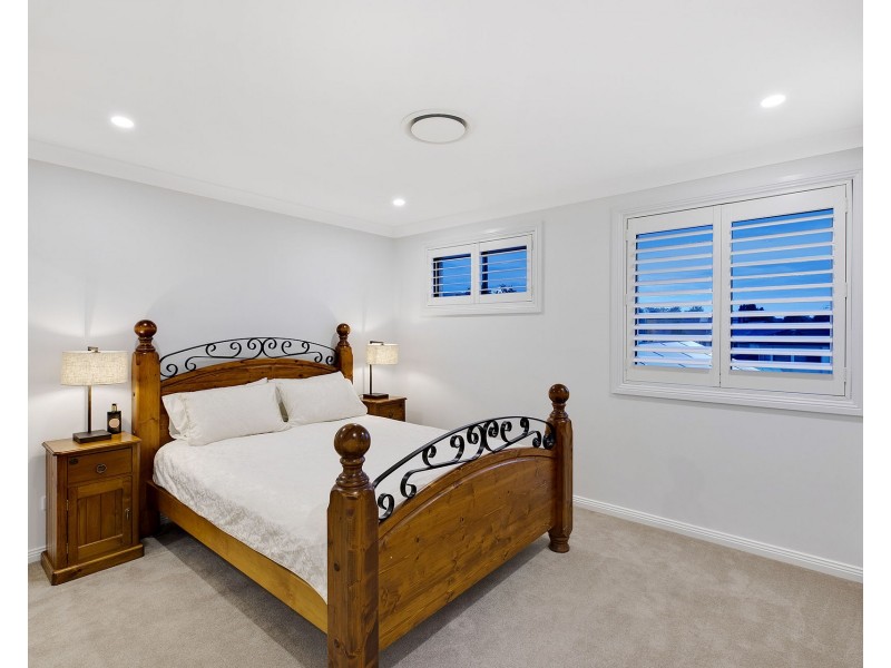 12 Jean Marie Crescent, Erina NSW 2250