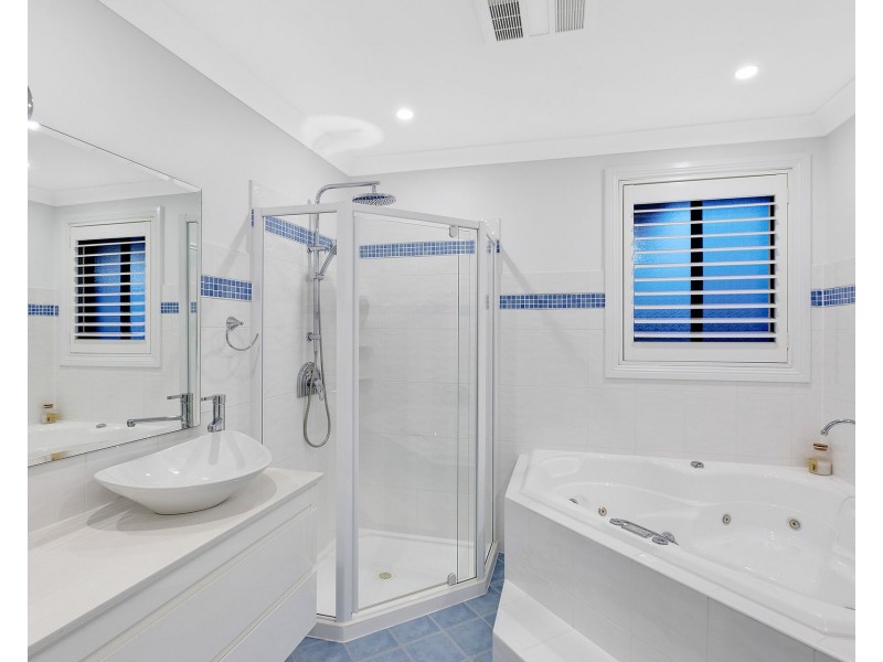 12 Jean Marie Crescent, Erina NSW 2250