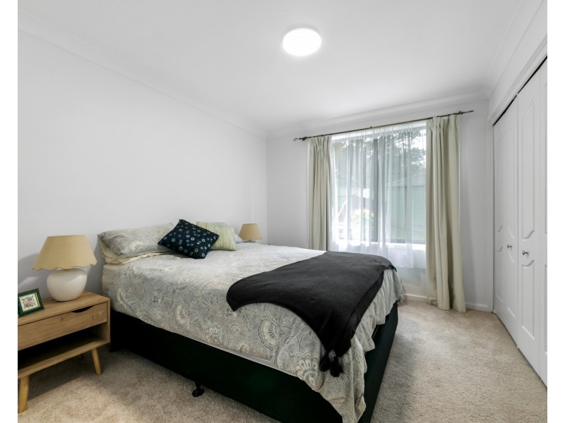 1 Lana Avenue, Wyoming NSW 2250