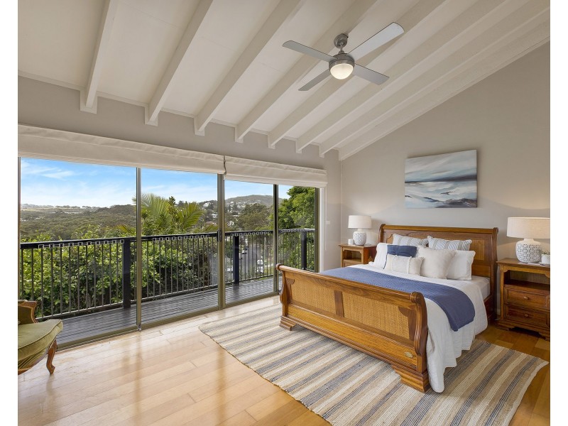 4 Hopetoun Street, Forresters Beach NSW 2260