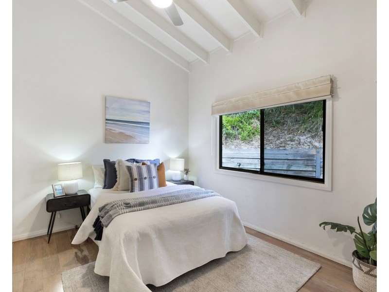 4 Hopetoun Street, Forresters Beach NSW 2260