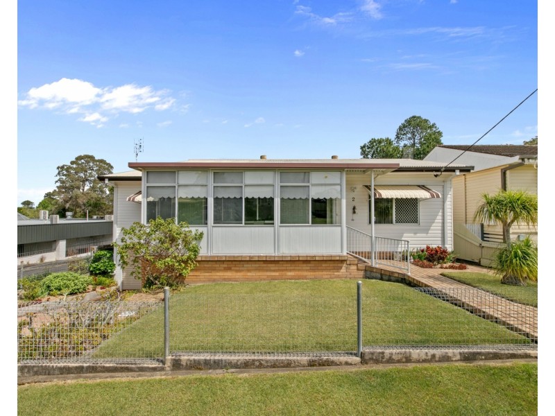 2 Headlam Parade, Springfield NSW 2250