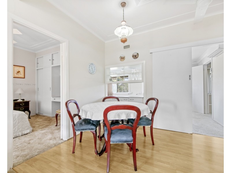 2 Headlam Parade, Springfield NSW 2250