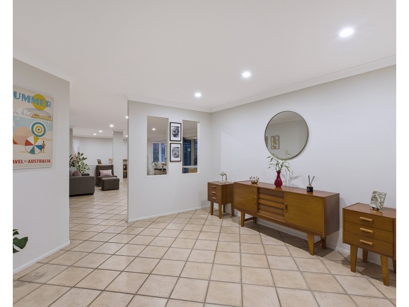 56 Thames Drive, Erina NSW 2250