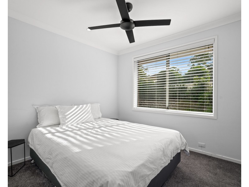 11 Blue Wren Close, Green Point NSW 2251