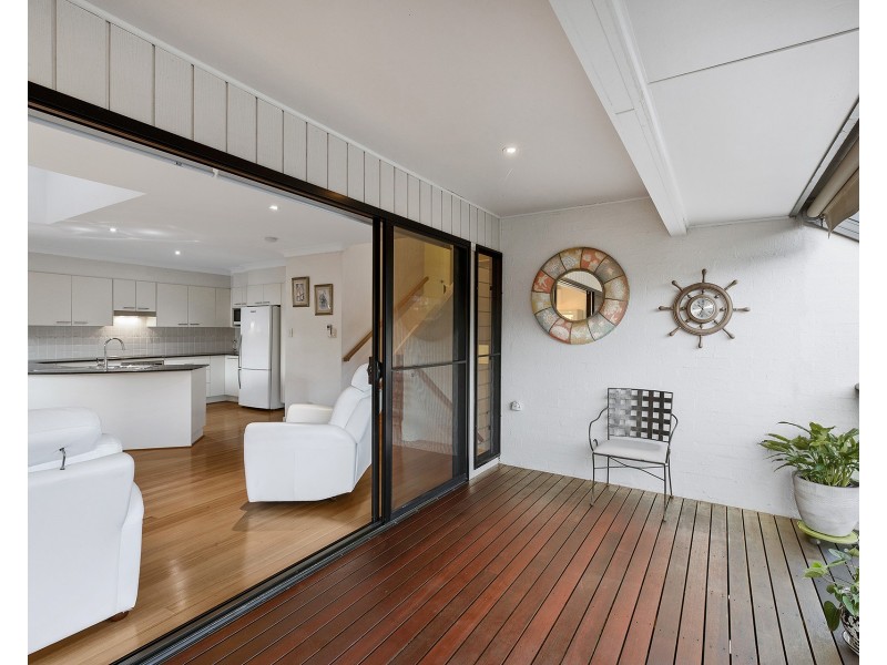 6/1 Bellbird Avenue, Terrigal NSW 2260