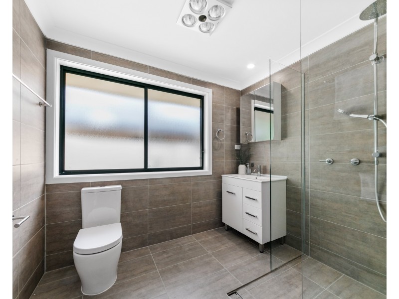 59 Holcombe Avenue, Narara NSW 2250