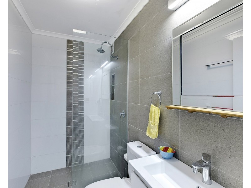 16 Cottee Crescent, Terrigal NSW 2260