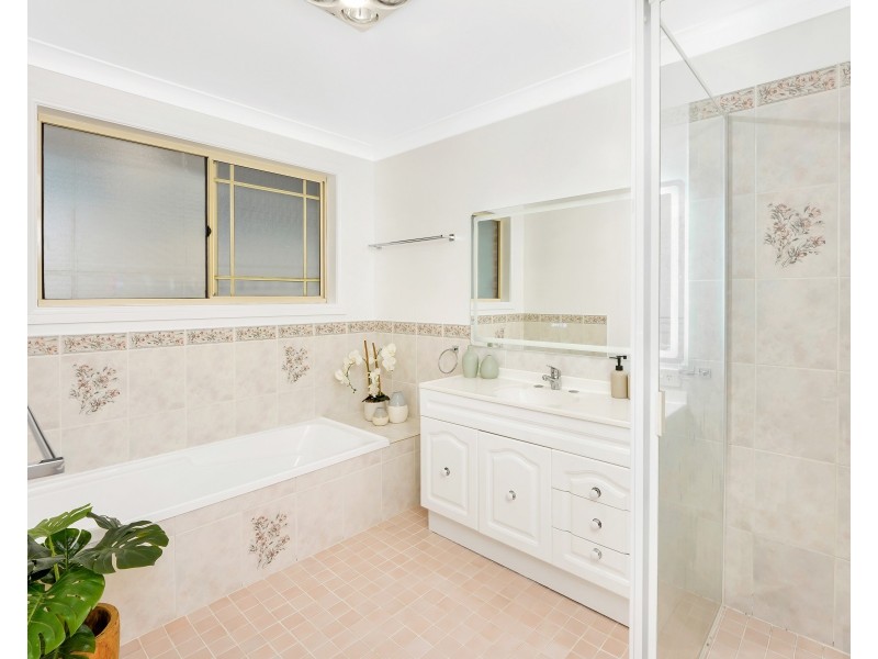 18 Cottesloe Avenue, Lisarow NSW 2250