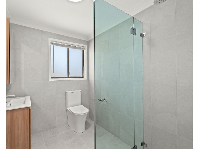 3/30 Renwick Street, Wyoming NSW 2250