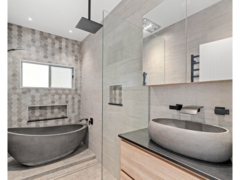 177 Ocean View Drive, Wamberal NSW 2260