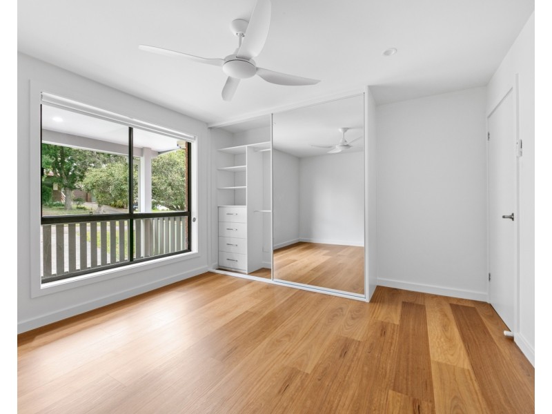 25 Lock Avenue, Springfield NSW 2250