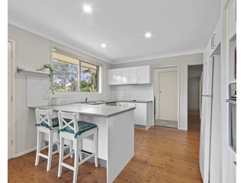 30 Bourbon Street, Wyoming NSW 2250