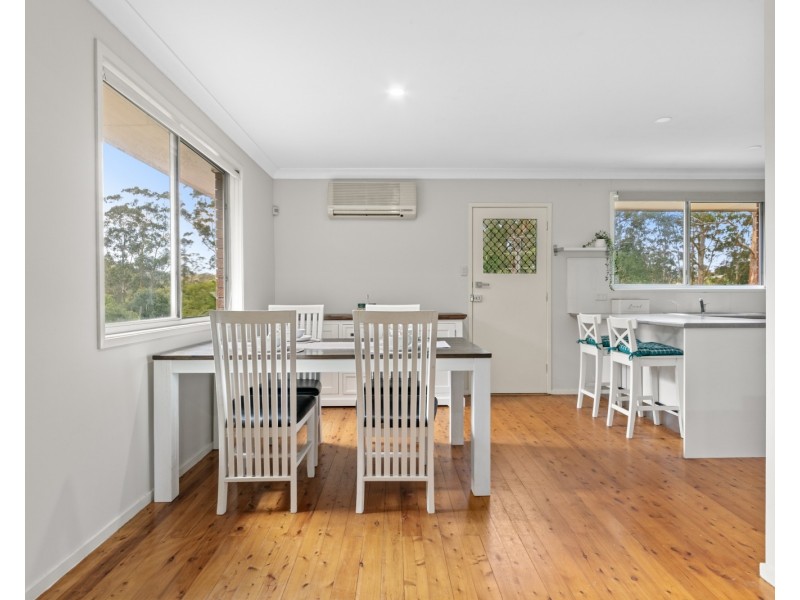 30 Bourbon Street, Wyoming NSW 2250