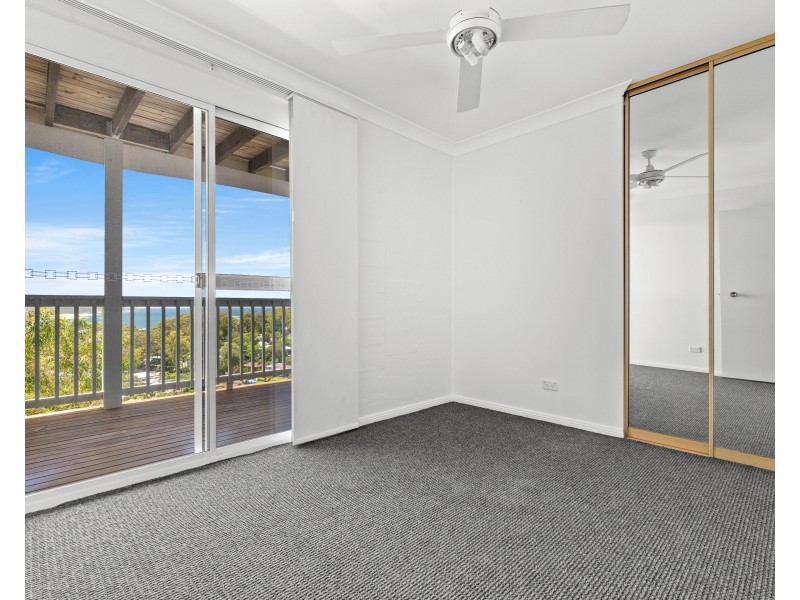 1/100 Riviera Avenue, Terrigal NSW 2260