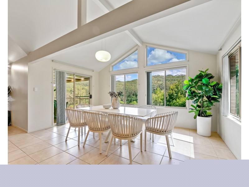 28 Jean Norman Close, Wyoming NSW 2250