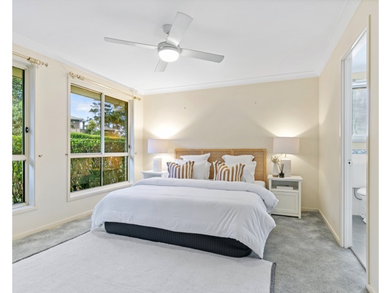 28 Jean Norman Close, Wyoming NSW 2250